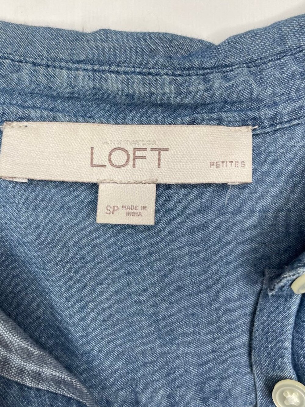 LOFT Western Indie Chambray Pintuck Sleeveless Popover Henley Denim Shirt SP - Picture 10 of 12